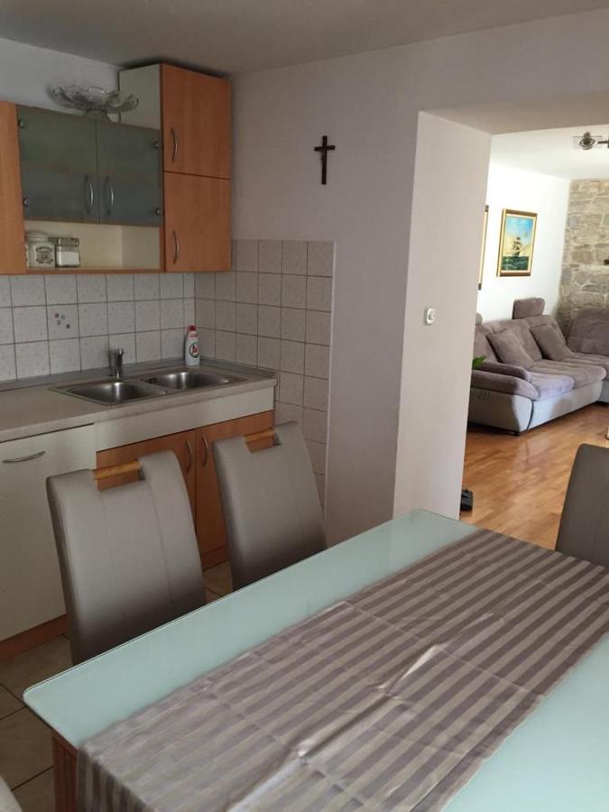 Apartment Elena Rooms Split Eksteriør bilde
