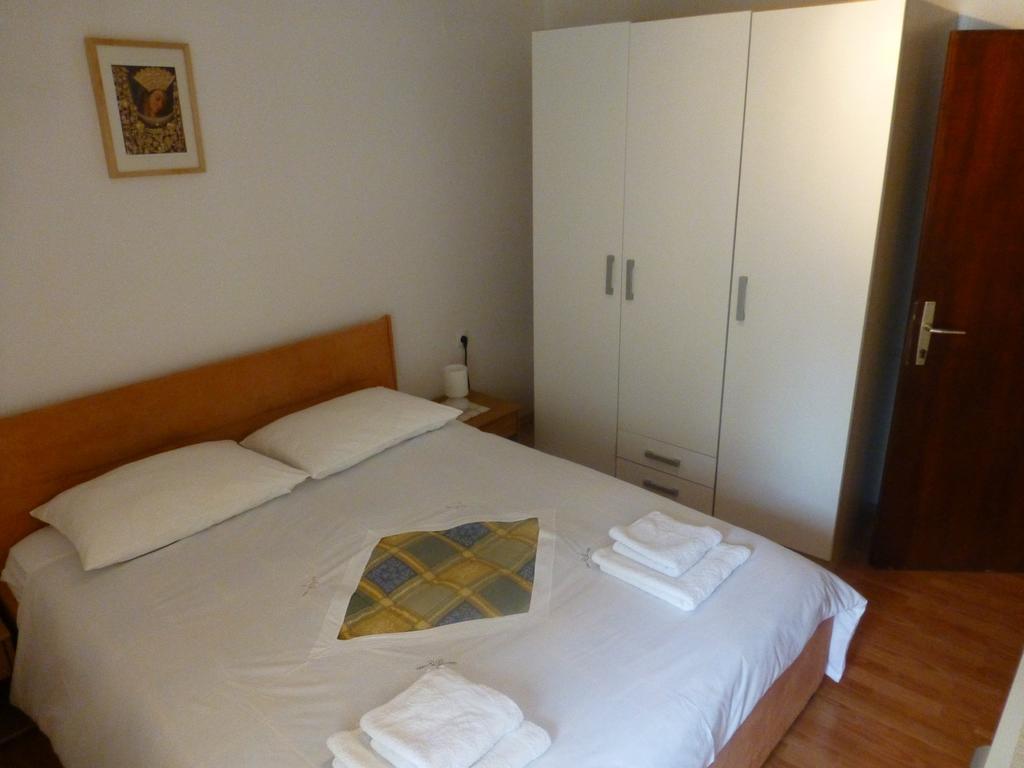 Apartment Elena Rooms Split Eksteriør bilde